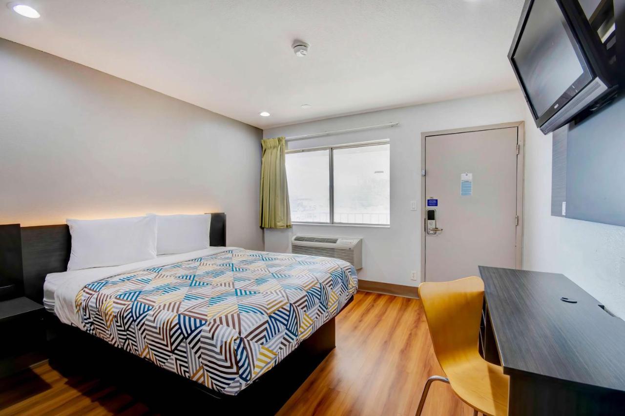 Motel 6-Port Allen, La - Baton Rouge Екстериор снимка